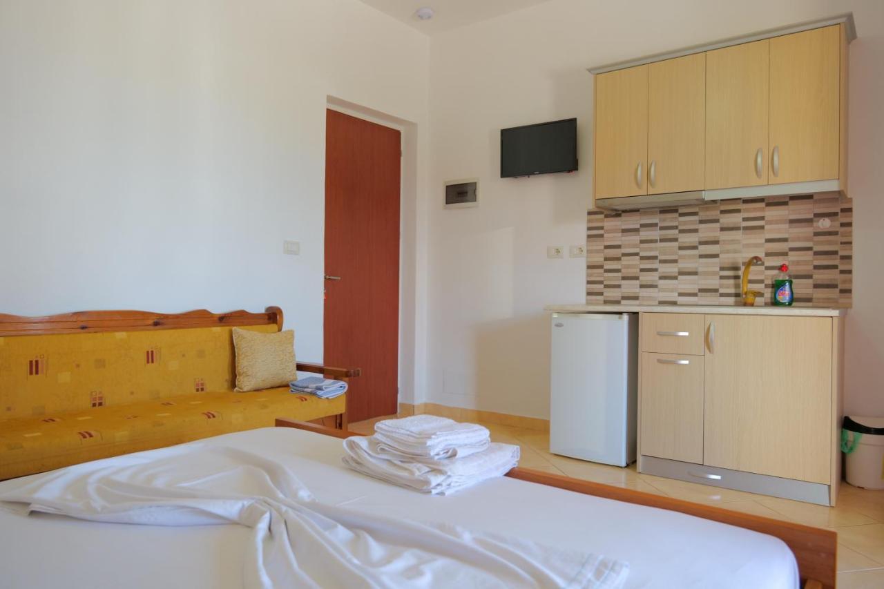 Pellumb Apartments Ksamil Dış mekan fotoğraf
